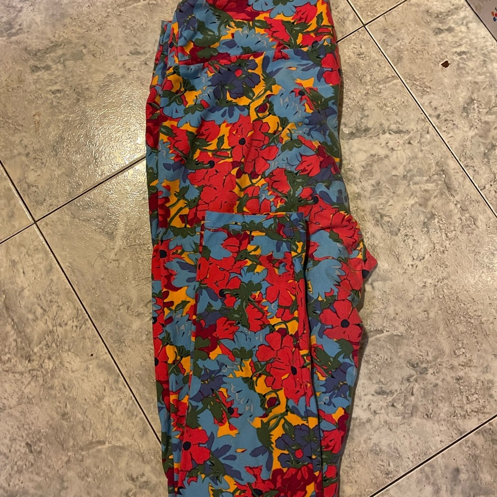 Lularoe Floral Multicolor leggings